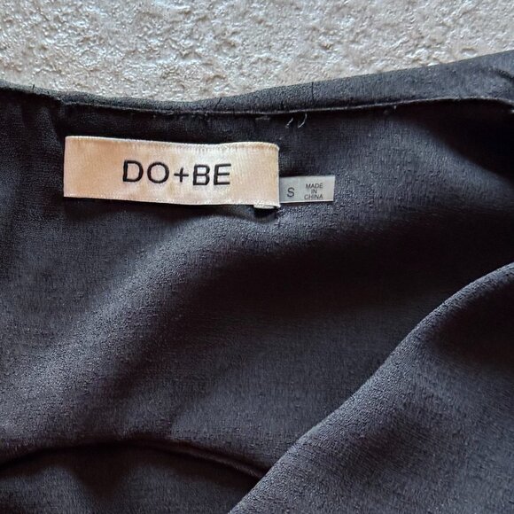 Do+Be Black Open Back Ruffle Romper - Picture 6 of 6